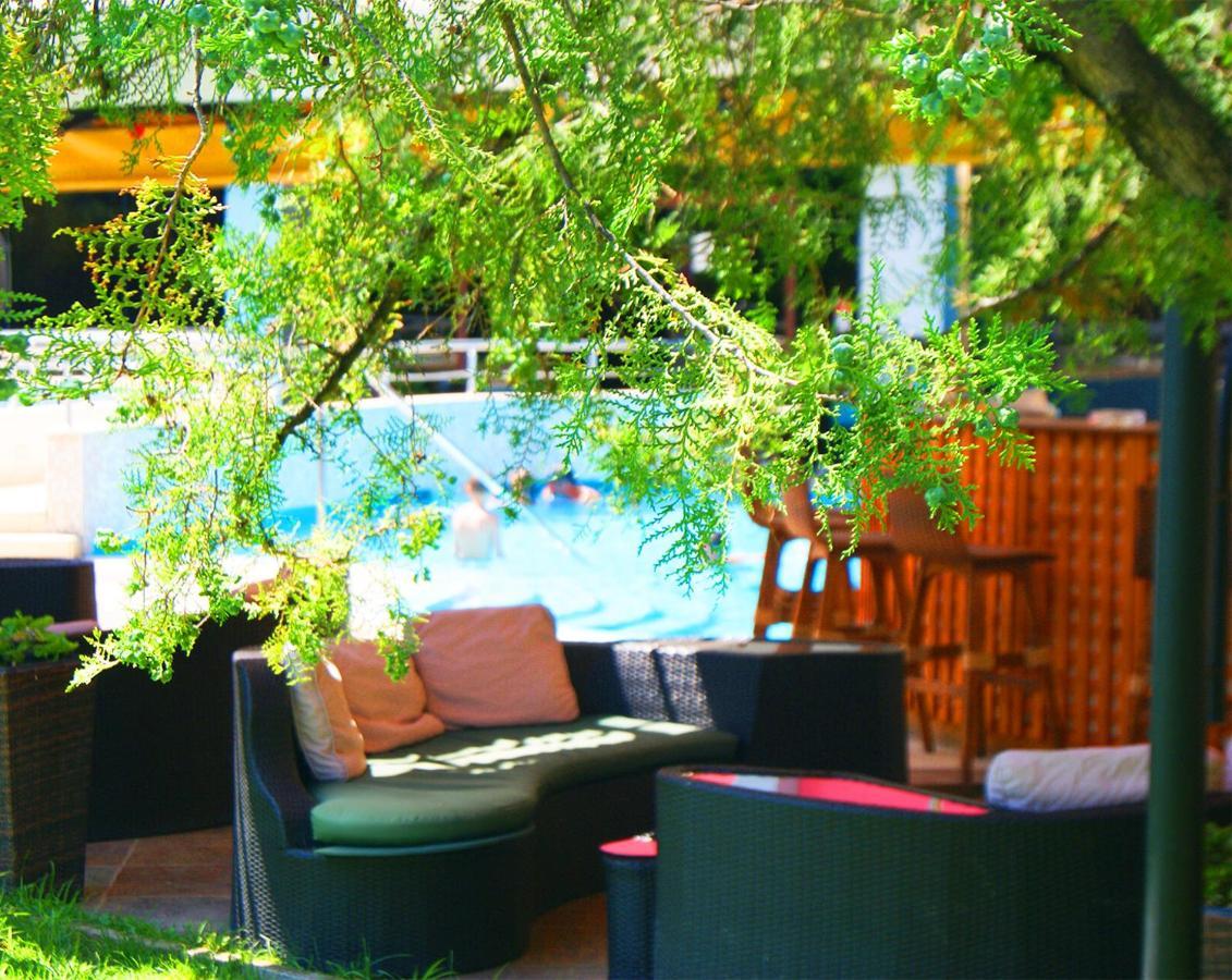 Flamingo Hotel Slăntjev Brjag Exteriör bild
